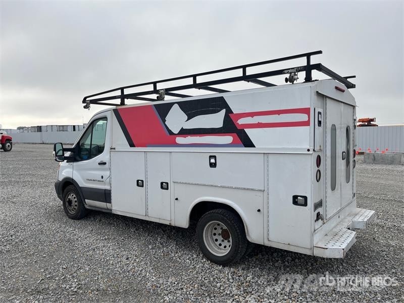 Ford Transit 350 Utility Truck Kofferaufbau