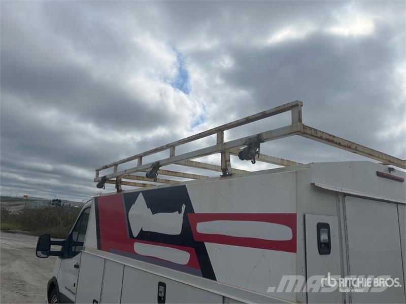 Ford Transit 350 Utility Truck Pick up/Dropside