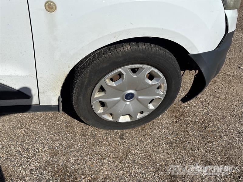 Ford Transit Connect Furgões