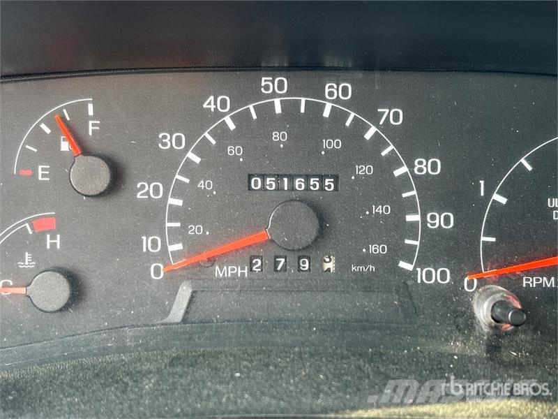 Ford Versalift VN55I-05 55 ft on Ford F-750 XL 4x2 Buc Teherautóra szerelt emelők és állványok