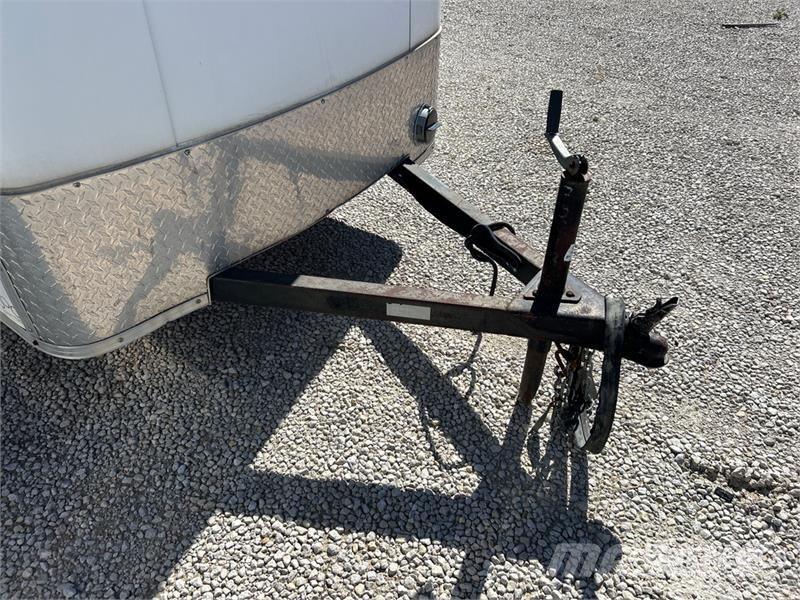 Forest River 10 ft S/A Enclosed Trailer Carrocería de caja
