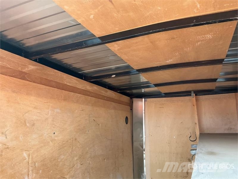 Forest River 10 ft S/A Enclosed Trailer Dobozos pótkocsik