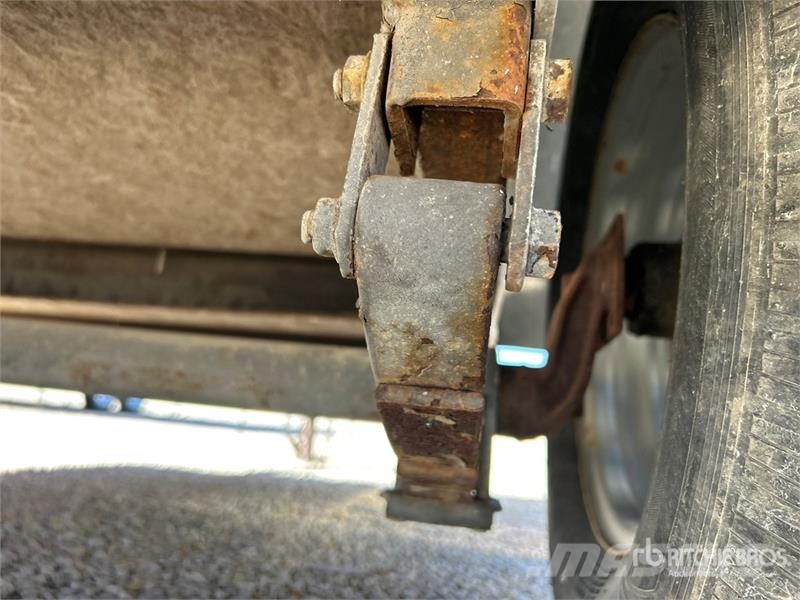 Forest River 10 ft S/A Enclosed Trailer Carrocería de caja