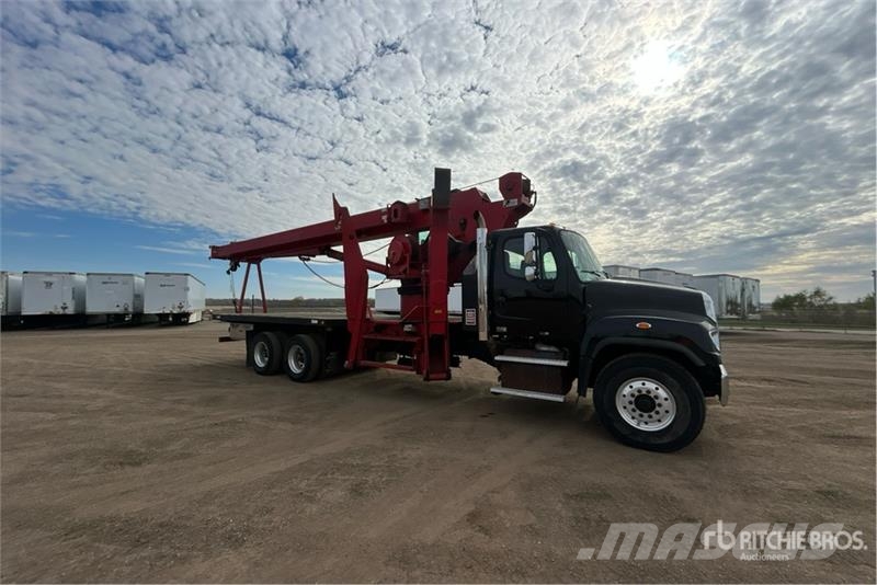 Freightliner 114SD Camiones grúa