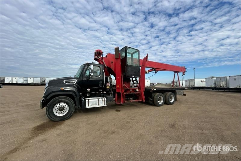Freightliner 114SD Camiones grúa