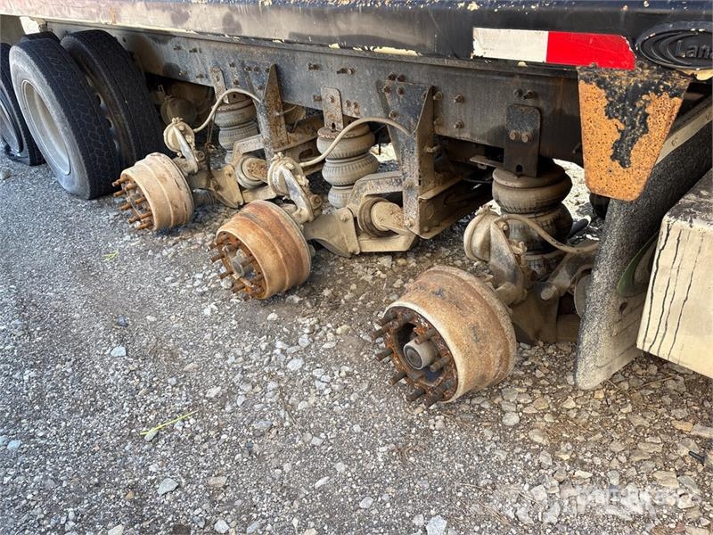 Freightliner 114SD 6x6 Quad/A Dump Truck (Inoperable) Tipper trucks