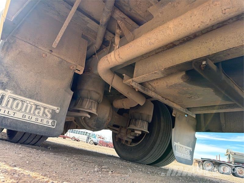 Freightliner 28-Seat Crew Carrier Bus حافلة صغيرة