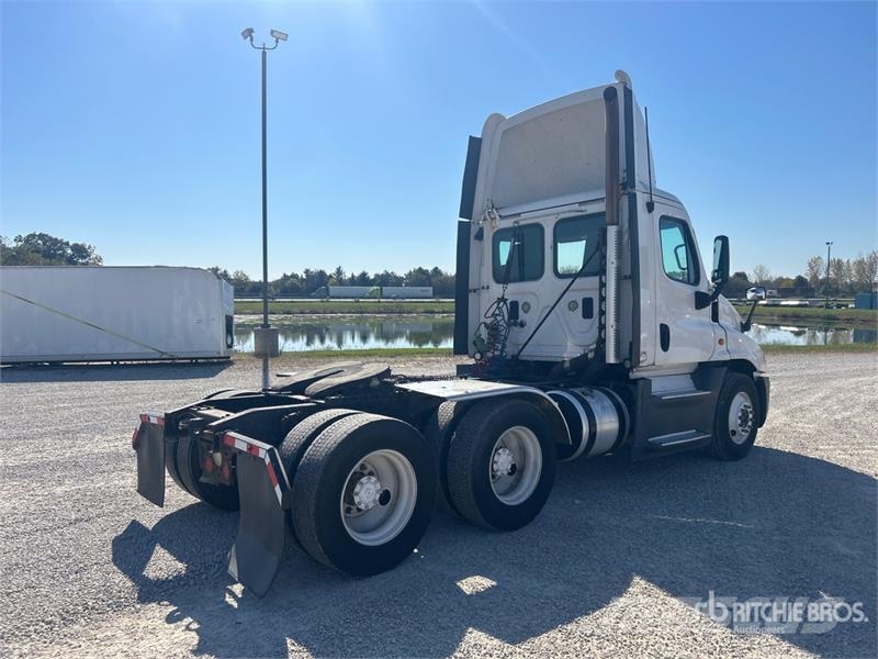 Freightliner Cascadia 125 Prime Movers