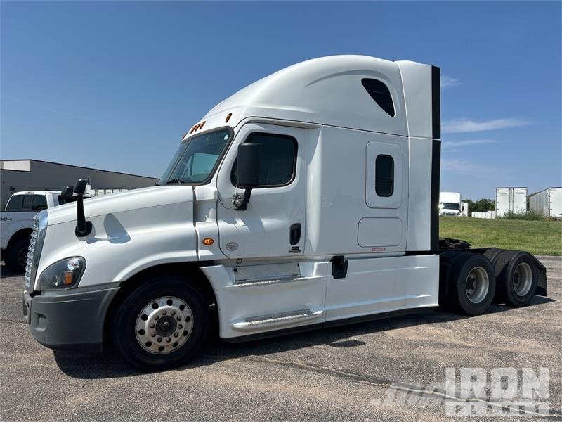 Freightliner Cascadia 125 Tahače