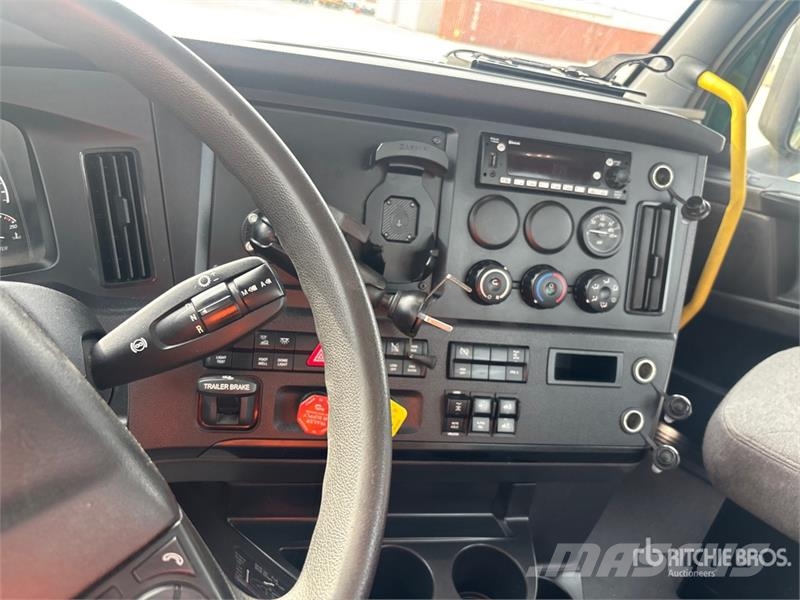 Freightliner Cascadia 126 Vlačilci