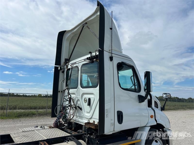 Freightliner Cascadia 113 Sattelzugmaschinen