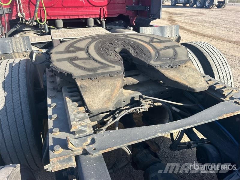 Freightliner Cascadia 126 Влекачи
