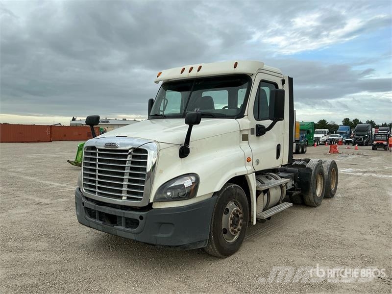 Freightliner Cascadia 125 Sadulveokid