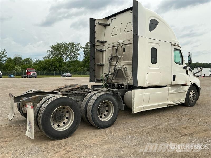 Freightliner Cascadia 126 Vlačilci