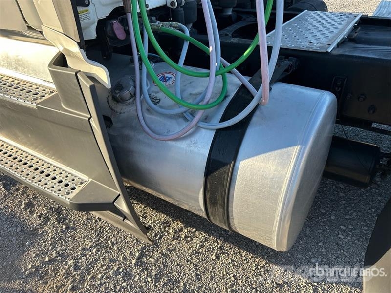 Freightliner Cascadia 126 وحدات الجر