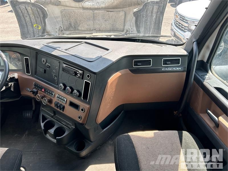 Freightliner Cascadia 126 Çekiciler