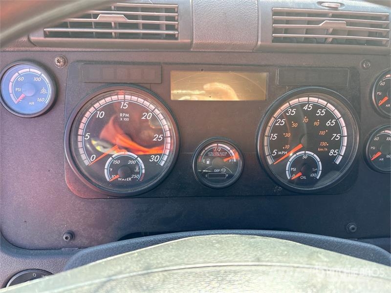 Freightliner Cascadia 125 Тягачі