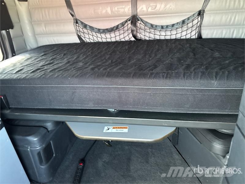 Freightliner Cascadia 126 Влекачи