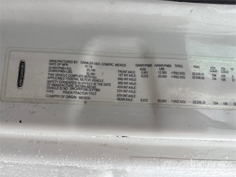 Freightliner Cascadia 126 6x4 T/A Sleeper Truck Tractor Tractor Units