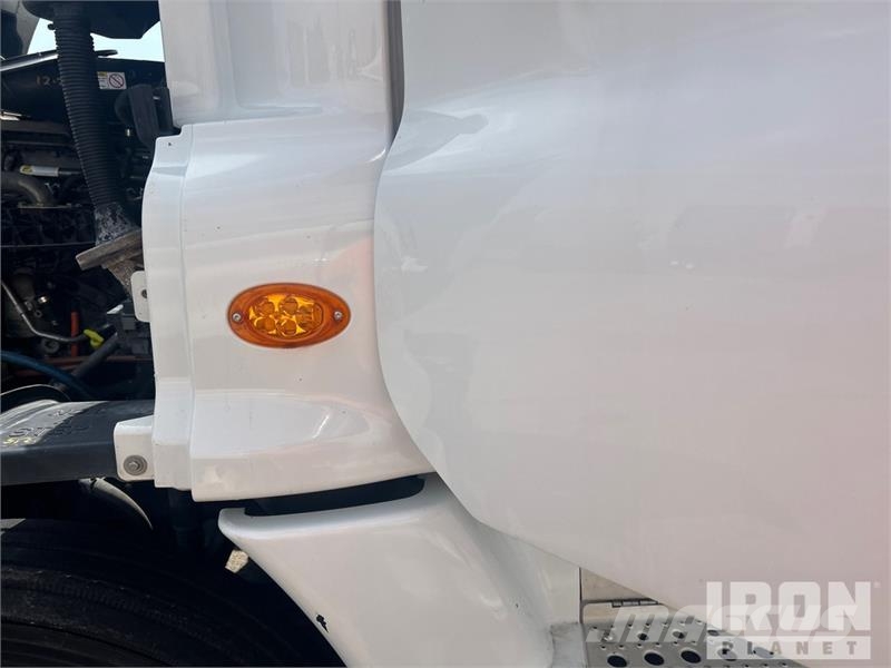 Freightliner Cascadia 125 Vetopöytäautot