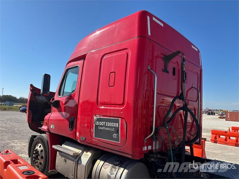 Freightliner Cascadia 113 Sattelzugmaschinen
