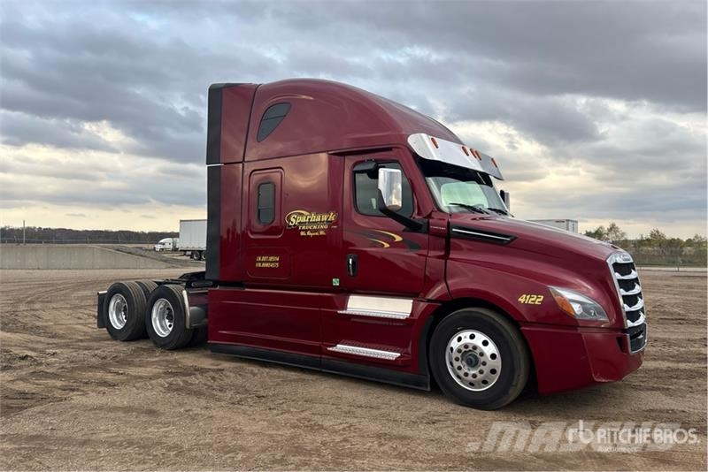 Freightliner Cascadia 126 Tahače