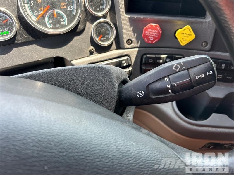 Freightliner Cascadia 125 Çekiciler