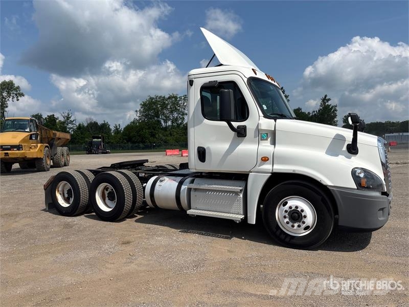 Freightliner Cascadia 125 Cavalos mecânicos