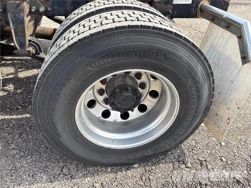 Freightliner Cascadia 125 Tractor Units