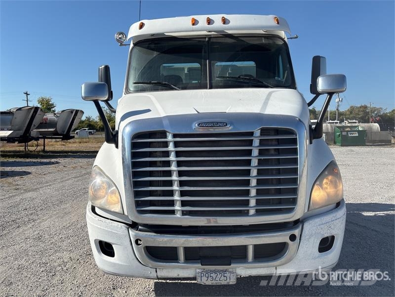 Freightliner Cascadia 113 Vlačilci