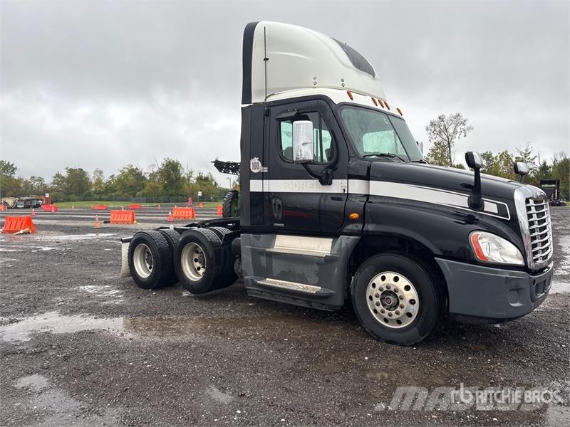 Freightliner Cascadia 125 Vlačilci