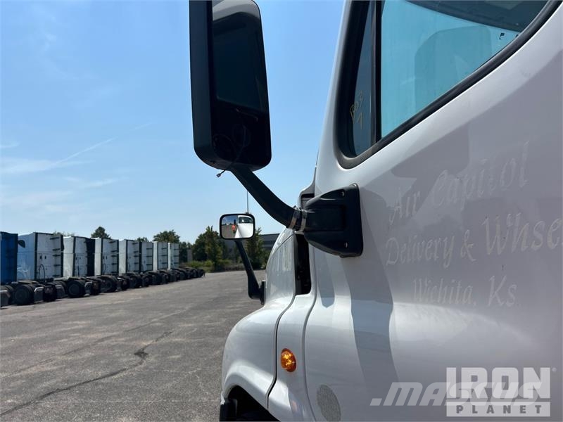 Freightliner Cascadia 125 Çekiciler