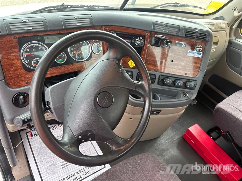 Freightliner Cascadia 113 Prime Movers