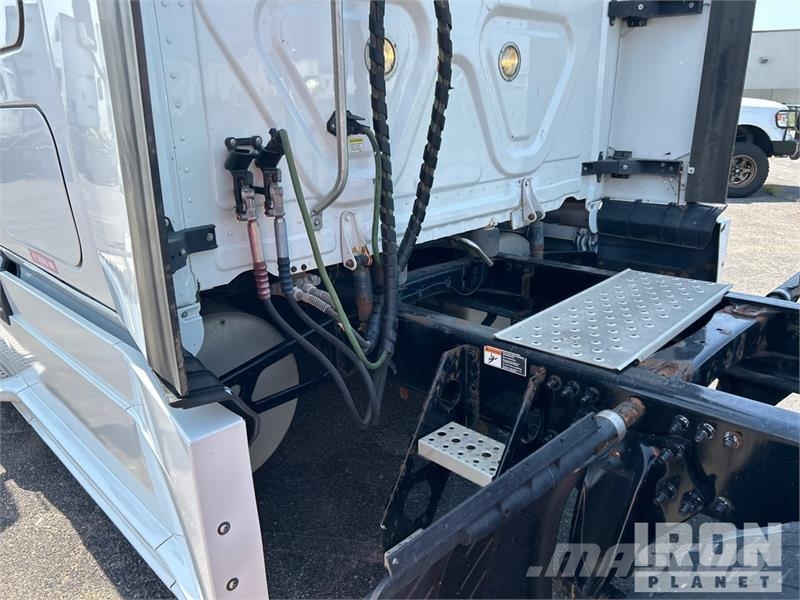 Freightliner Cascadia 125 Tahače