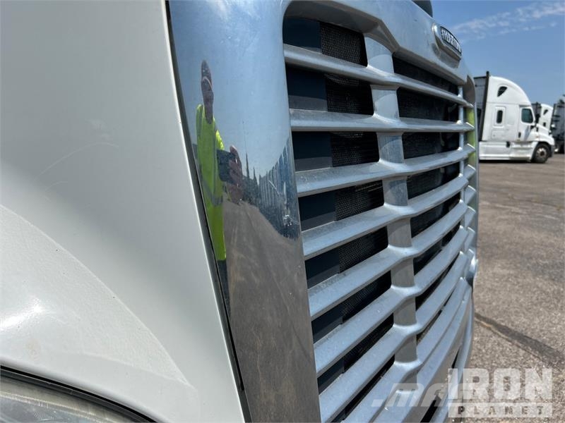 Freightliner Cascadia 125 Çekiciler