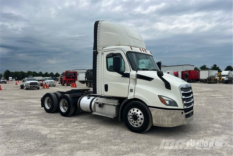 Freightliner Cascadia 116 وحدات الجر