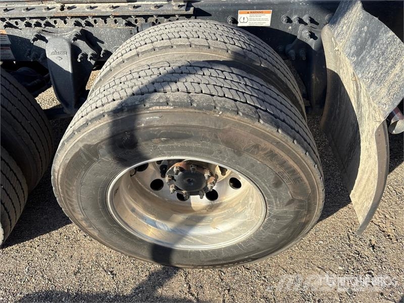 Freightliner Cascadia 126 Влекачи