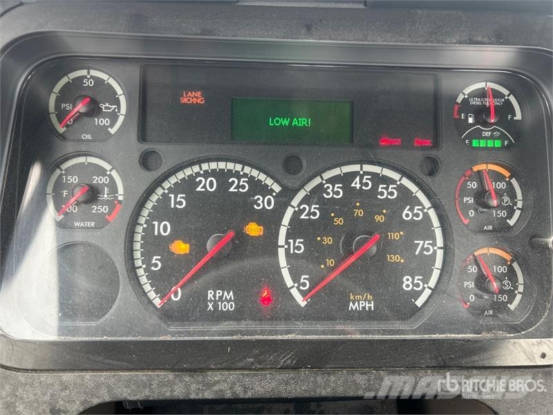 Freightliner Cascadia 125 Тягачі