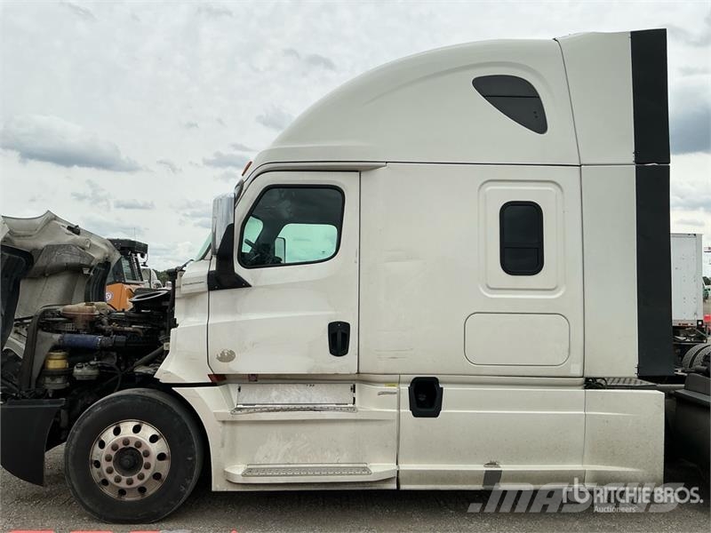 Freightliner Cascadia 126 Vlačilci