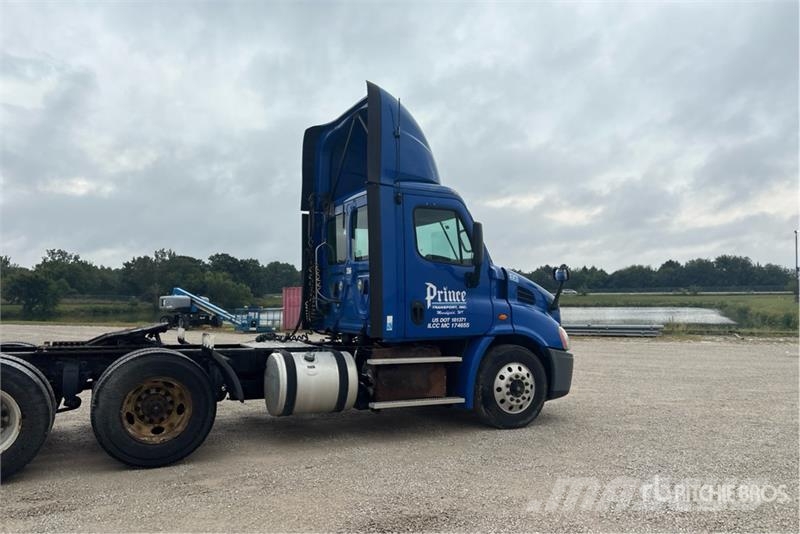 Freightliner Cascadia 113 Dragbilar