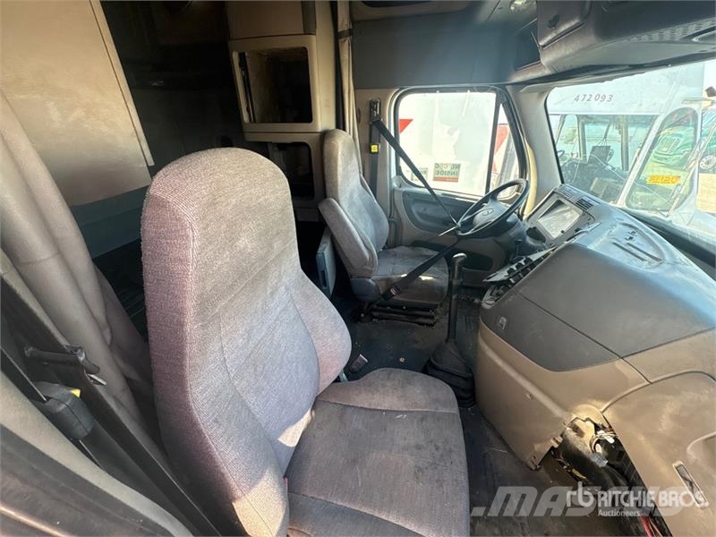 Freightliner Cascadia 125 Тягачі