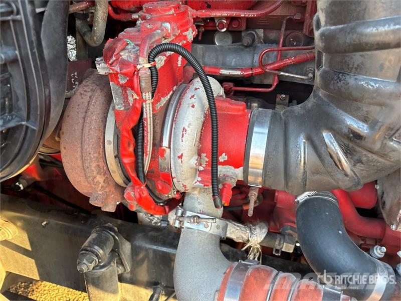 Freightliner Cascadia 125 6x4 T/A Sleeper Truck Tractor Sattelzugmaschinen