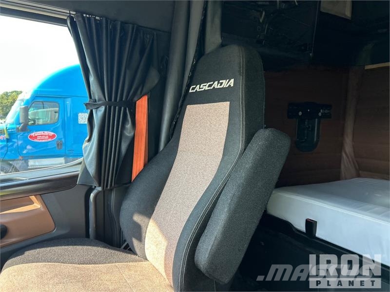 Freightliner Cascadia 126 Trækkere