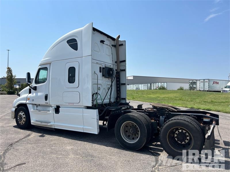 Freightliner Cascadia 125 Çekiciler