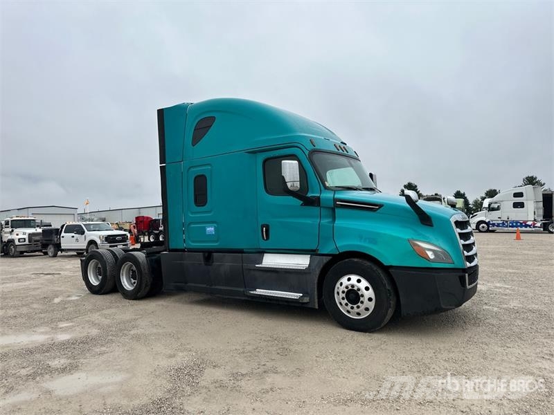 Freightliner Cascadia 126 6x4 Rebuilt Title* T/A Sleeper Truck  Tractor Units