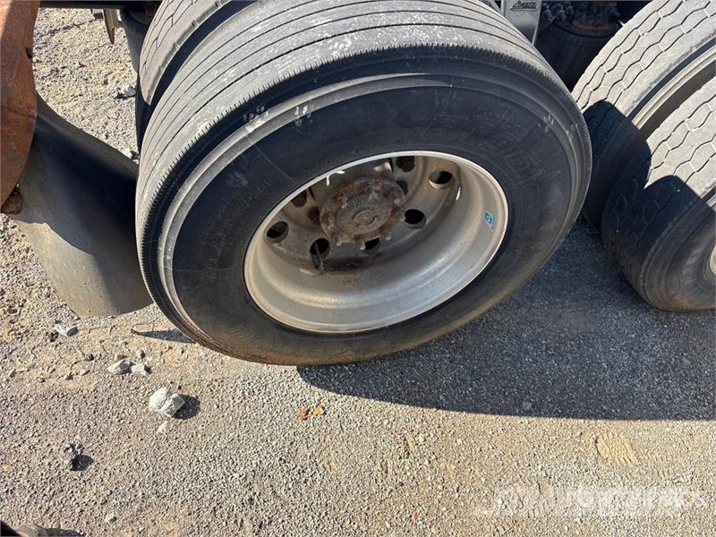 Freightliner Cascadia 125 Тягачі