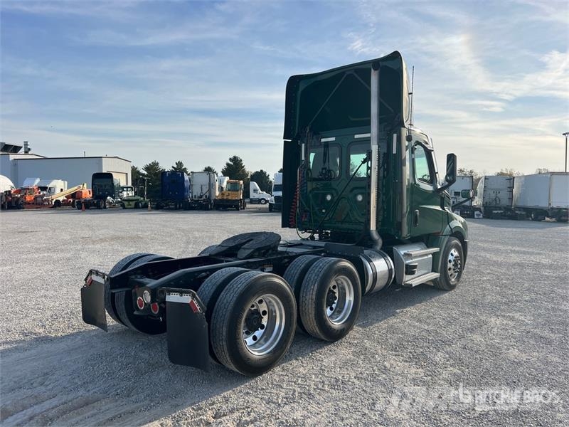 Freightliner Cascadia 126 Влекачи