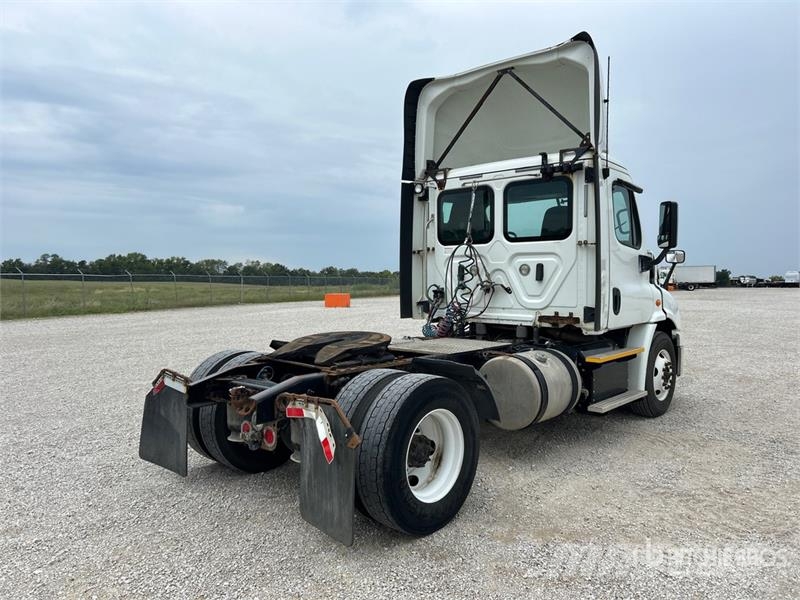 Freightliner Cascadia 113 Sattelzugmaschinen
