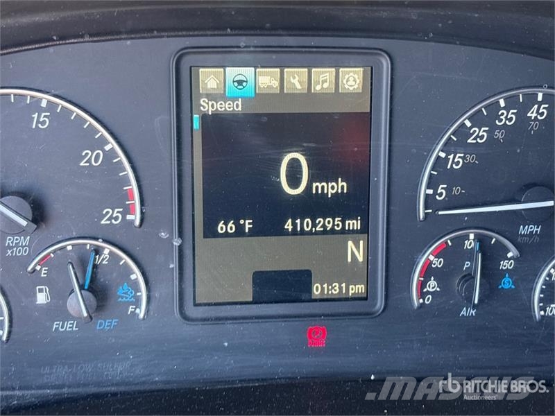 Freightliner Cascadia 126 Тягачі