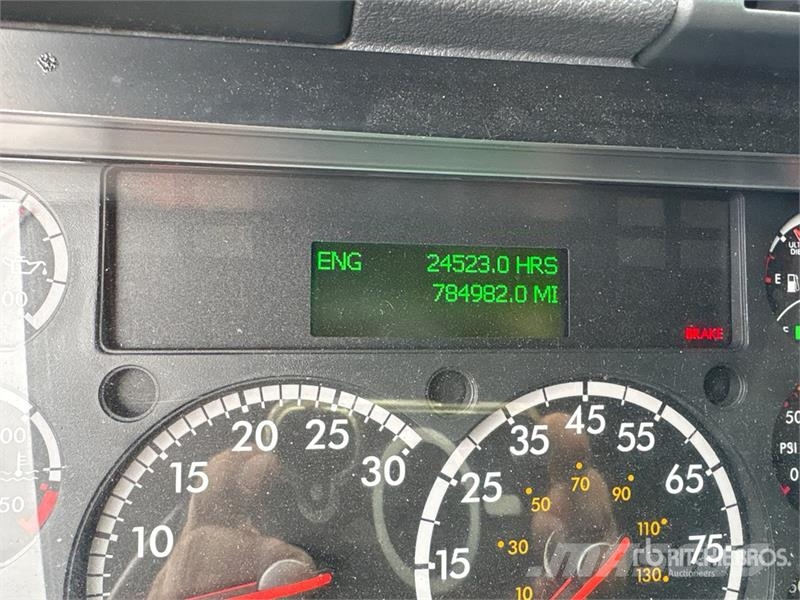 Freightliner Cascadia 125 6x4 T/A Sleeper Truck Tractor Cavalos mecânicos